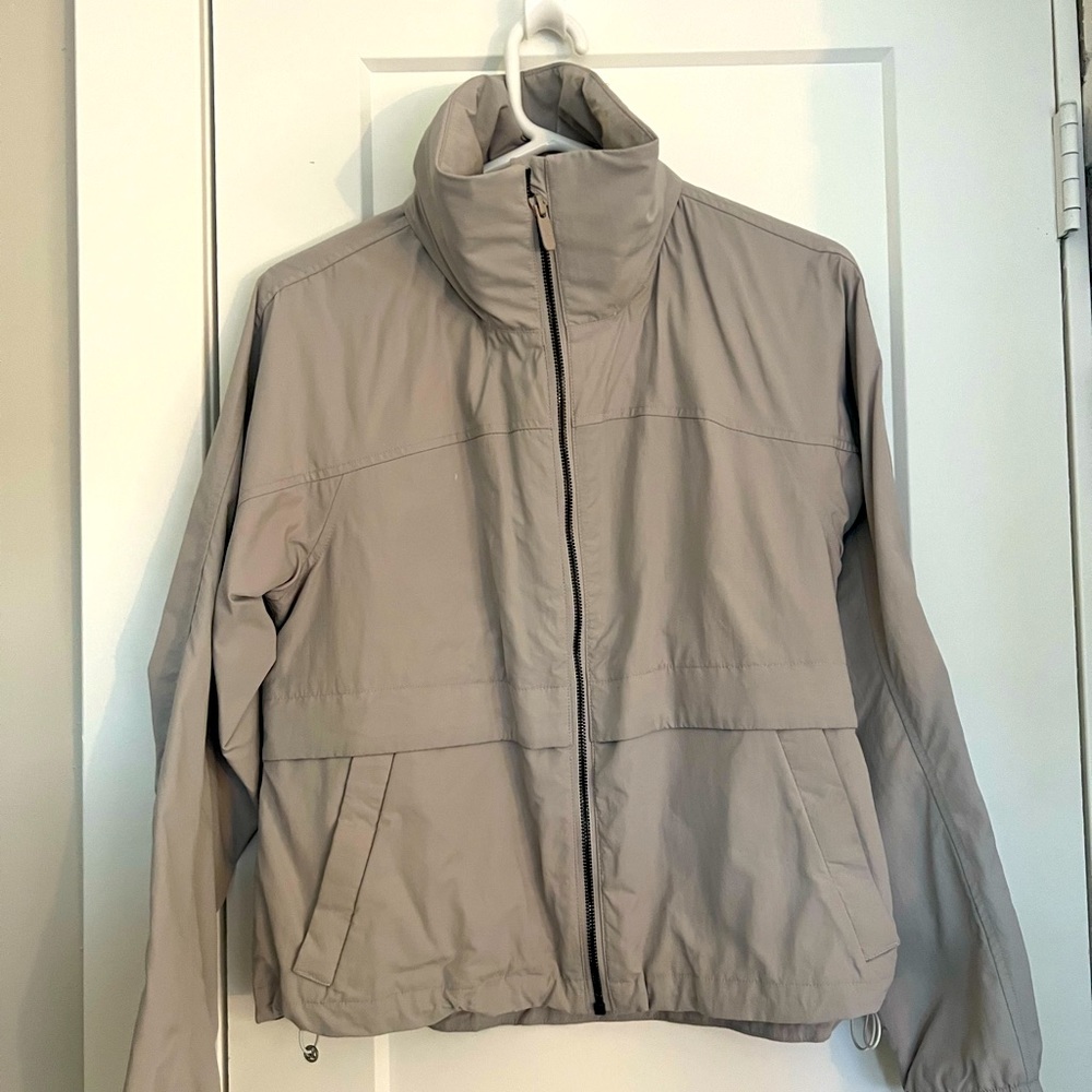 Lululemon cropped jacket